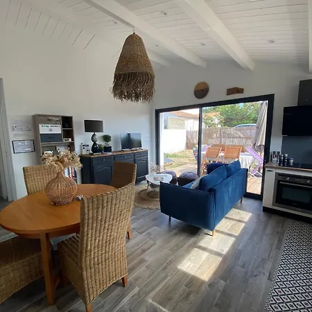 Hoolire17 3etoiles Holiday home *
