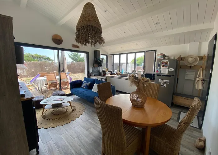 Hoolire17 3etoiles 펜션 아르장르